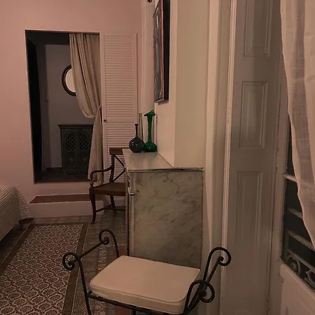 L Oranger Bed & Breakfast *